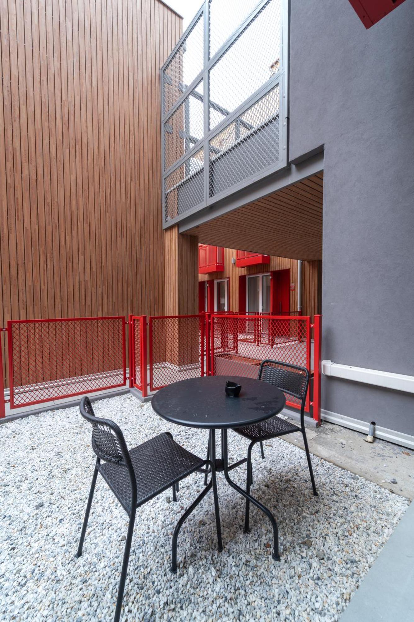 Homeby, Mascarella Patio Apartment Bologna Luaran gambar