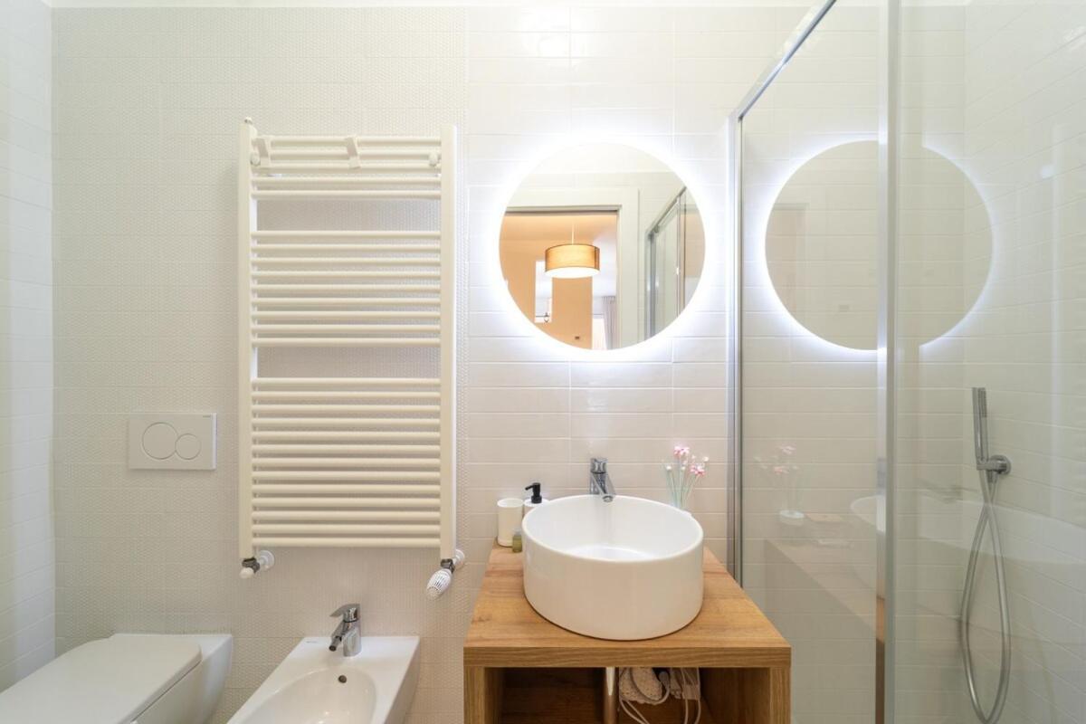 Homeby, Mascarella Patio Apartment Bologna Luaran gambar