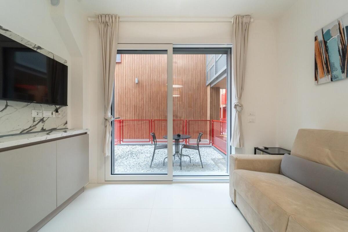Homeby, Mascarella Patio Apartment Bologna Luaran gambar