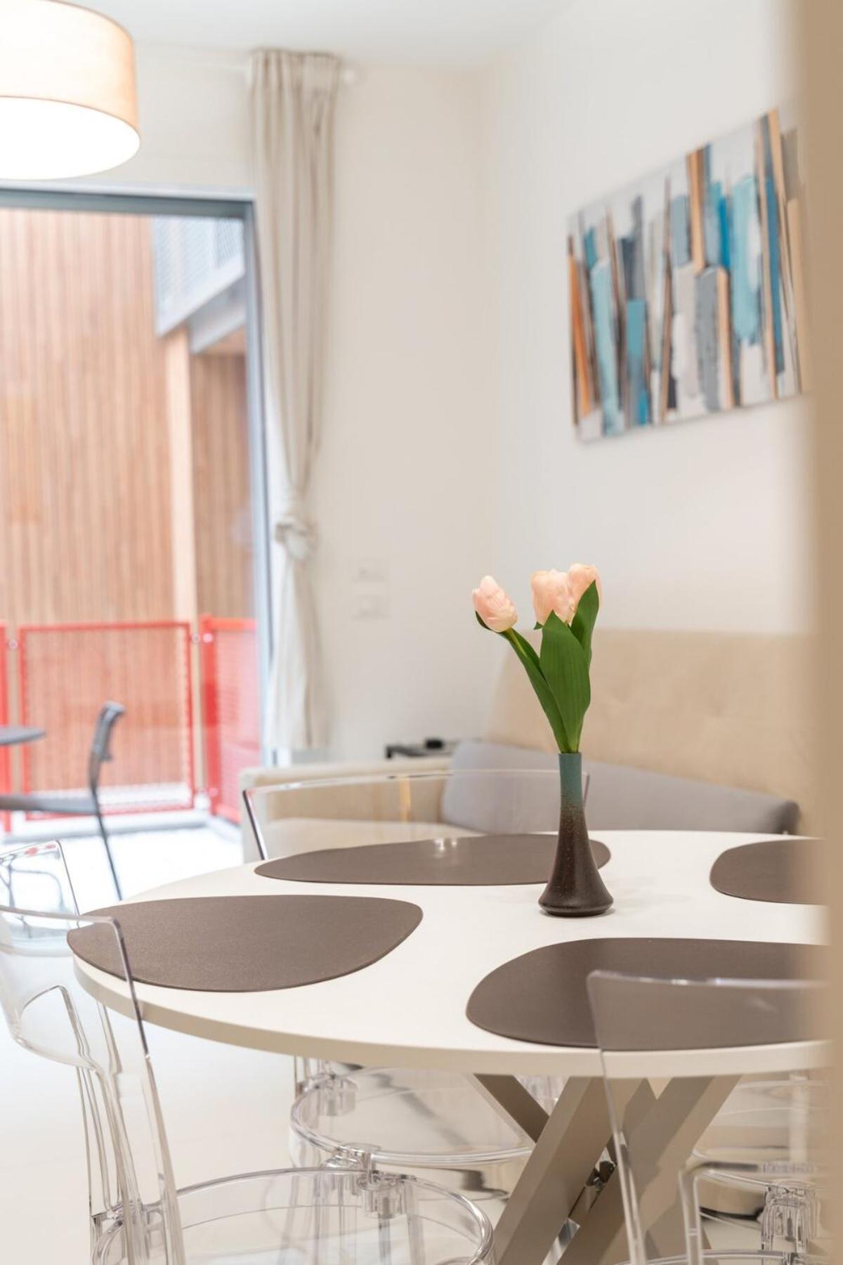 Homeby, Mascarella Patio Apartment Bologna Luaran gambar
