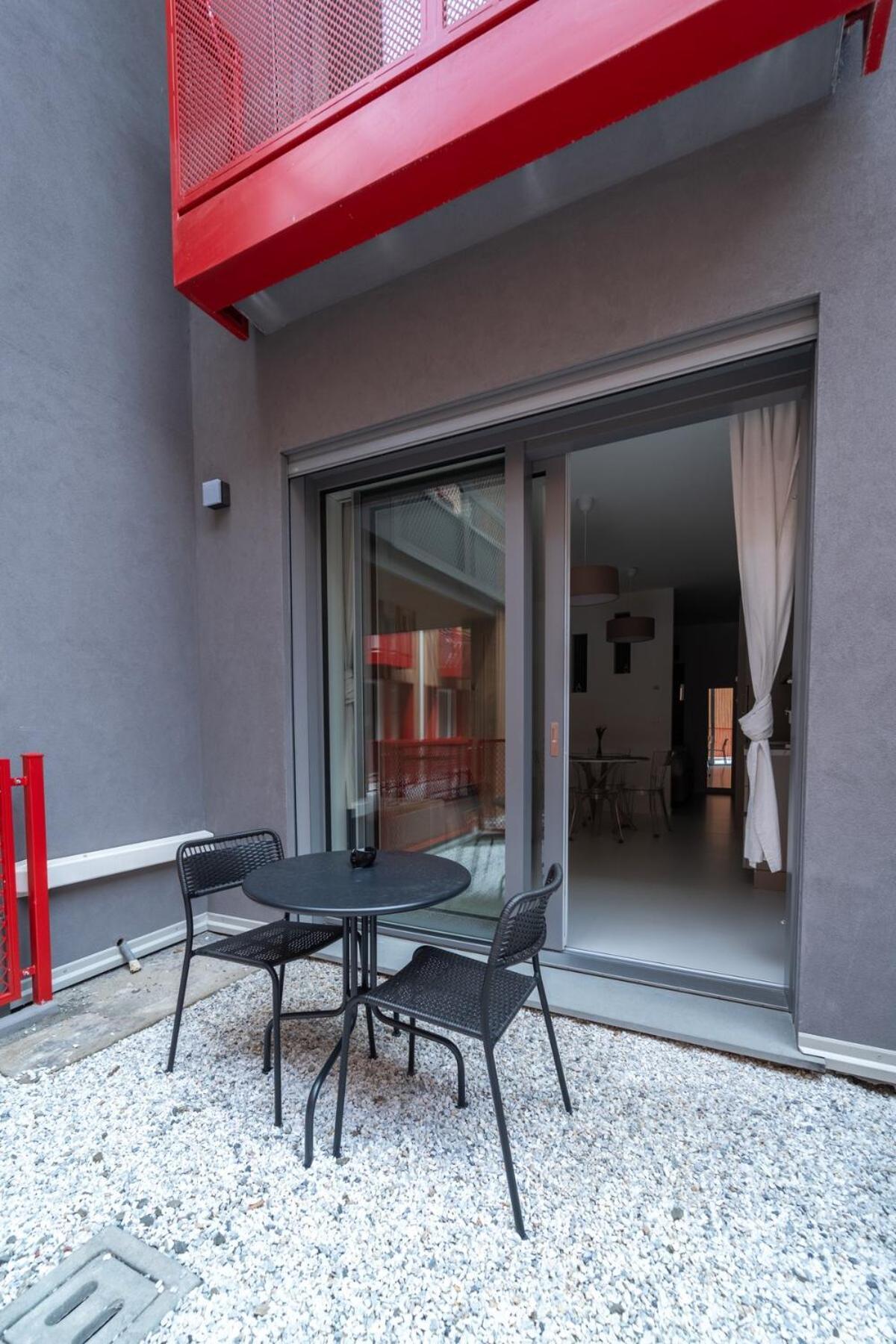 Homeby, Mascarella Patio Apartment Bologna Luaran gambar